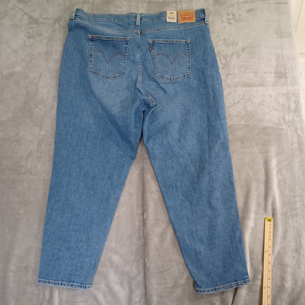 NWT Levis High Waisted Mom Jeans 42x28  Relaxed Tapered Leg Blue‎ Sz 20WClassic - Picture 2 of 10